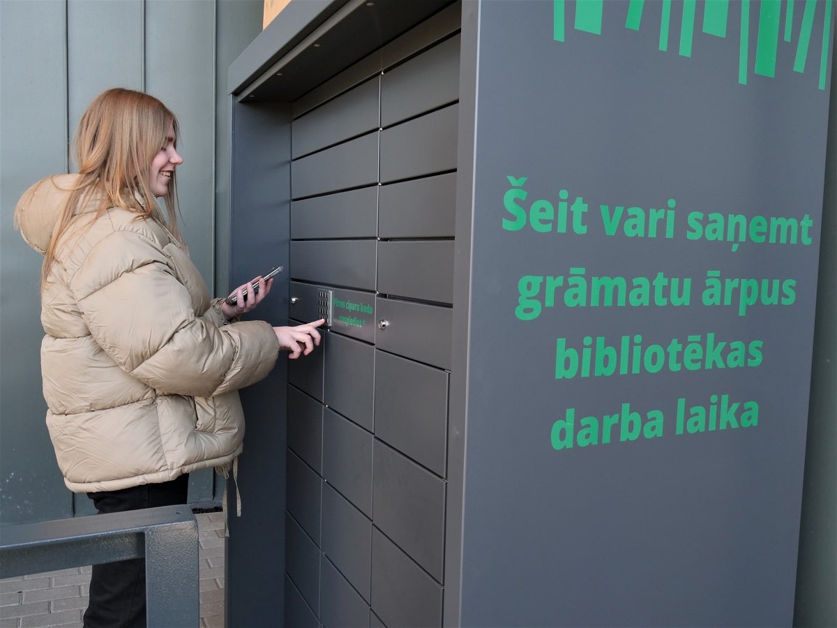 Talsu Galvenajā bibliotēkā pieejams grāmatu pakomāts