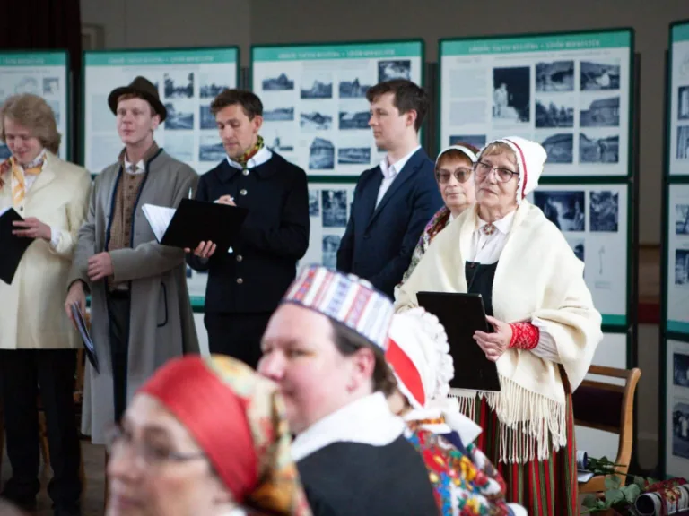 «Līvlist» aizvada 50 gadu jubilejas svinības Mazirbē
