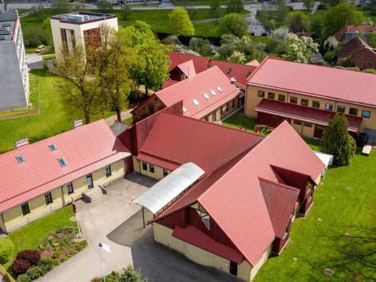 Talsu Kristīgajā skolā norisinājās ugunsdzēsības mācības