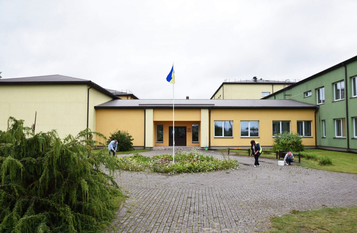 Virbu skolu pielāgo ukraiņu izmitināšanai