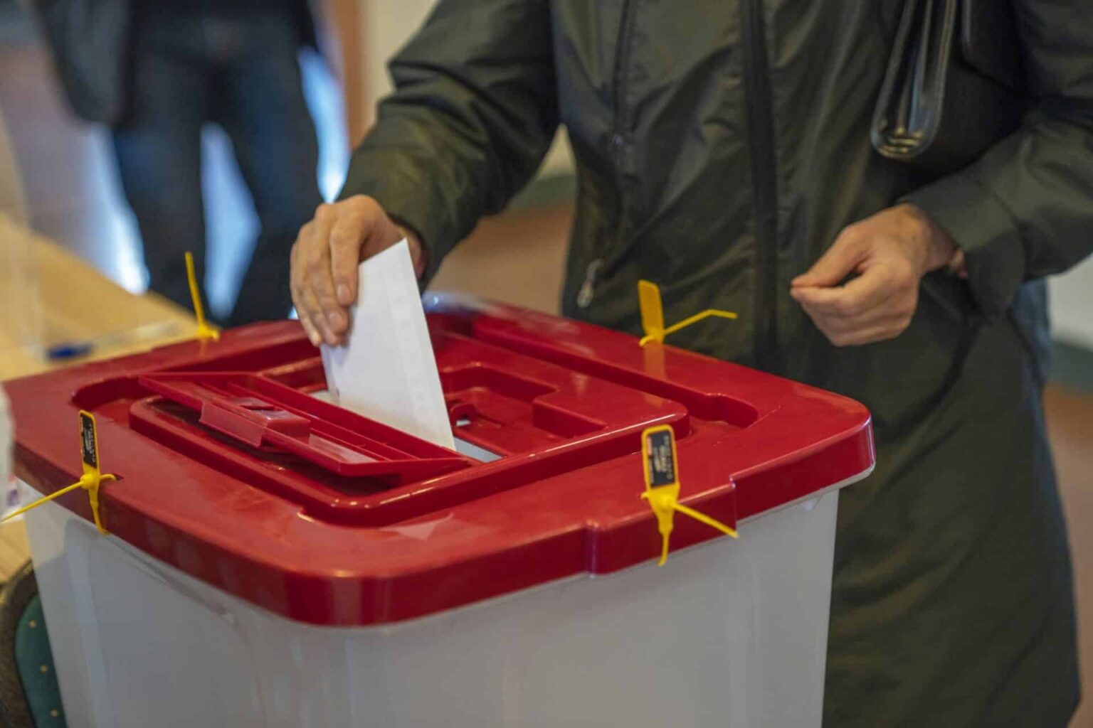 14. Saeimā iekļūst septiņi politiskie spēki