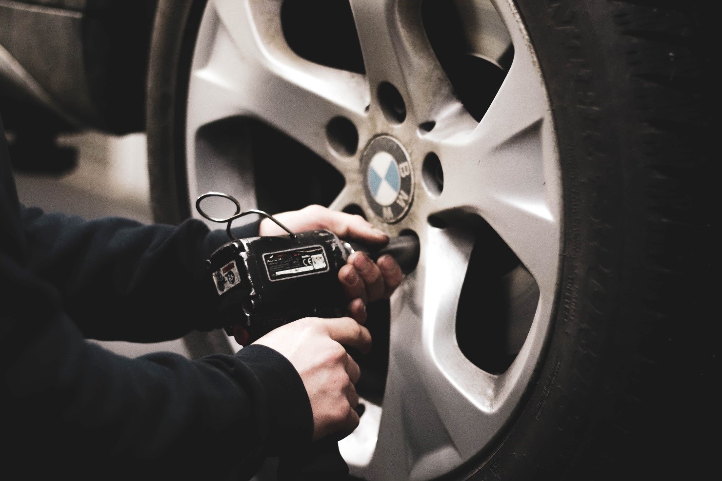 Auto riepu rotācija: kas tas ir un kāpēc tas ir svarīgi?