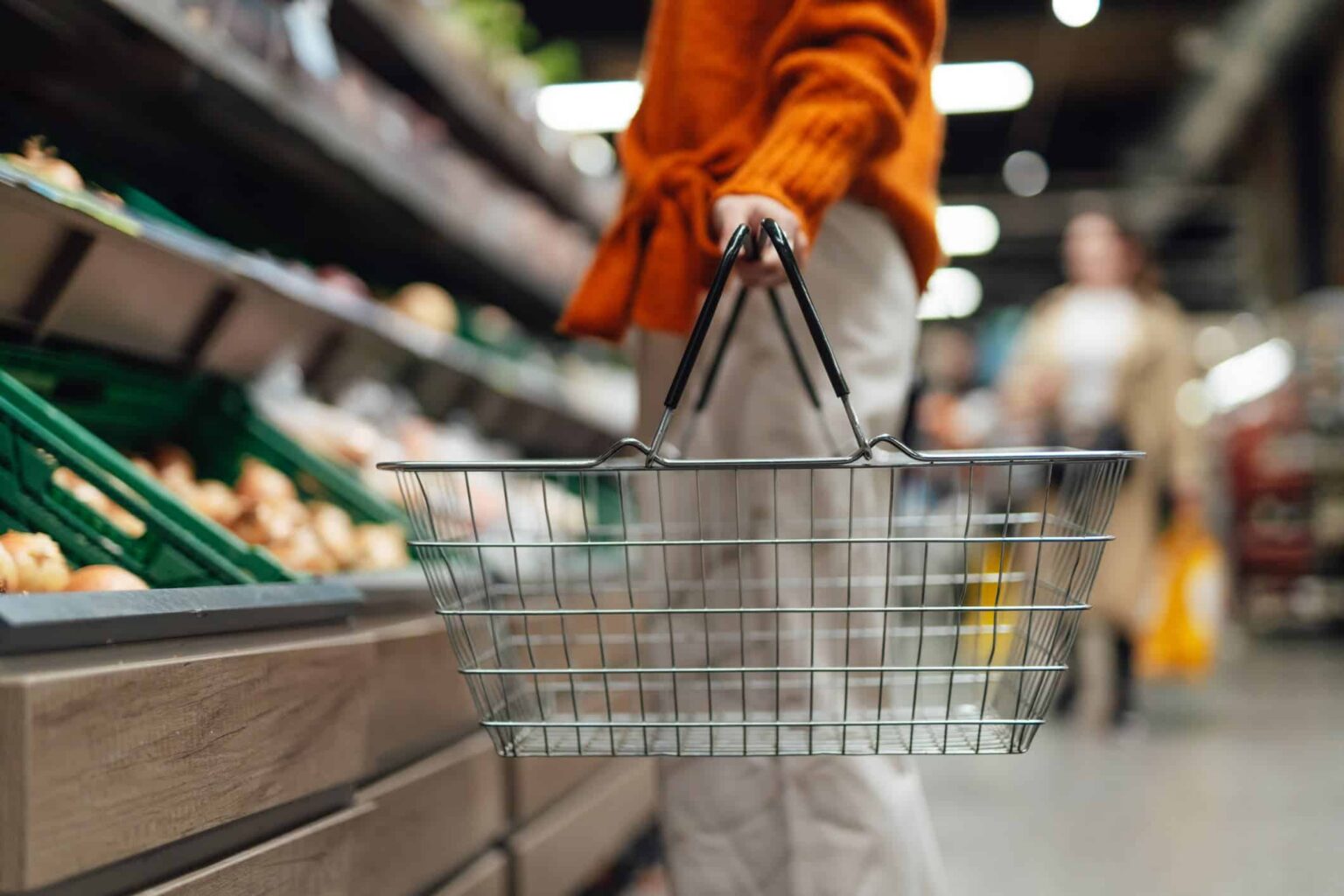 Pārtikas cenu lielo kāpumu spēcīgi izjūt teju visi