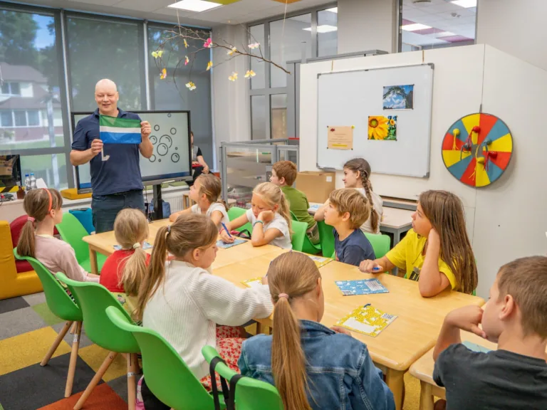 Mazie talsinieki apgūst pirmos vārdus lībiešu valodā
