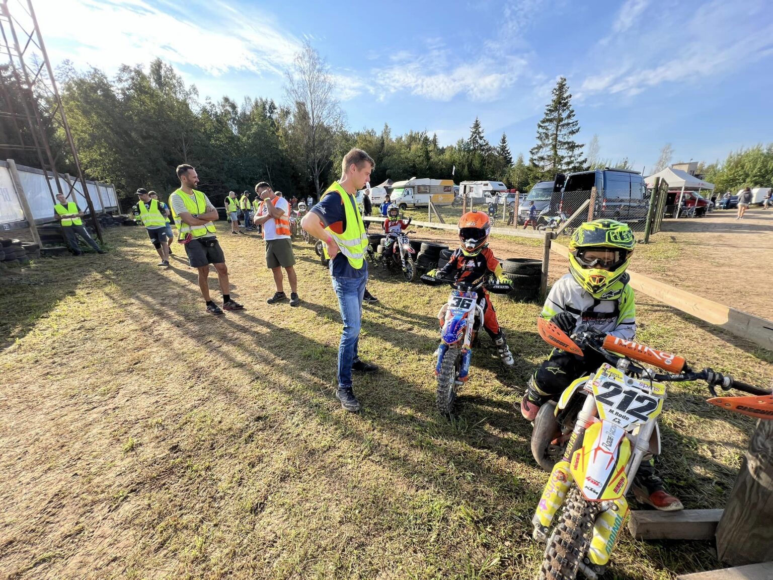 Stendē norisinās 6. Nacionālā Kausa posms motokrosā