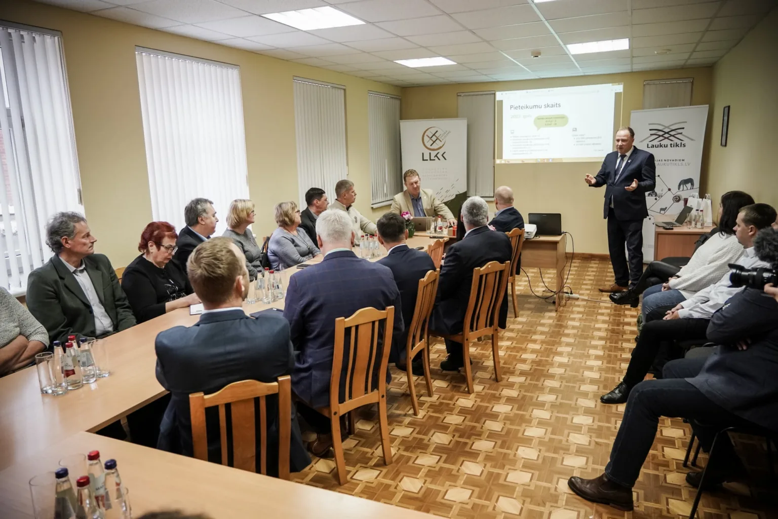 Aizvadīta zemkopības ministra darba vizīte Talsu novadā