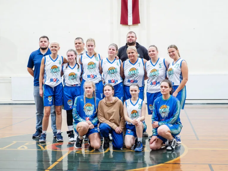 Pēc 25 gadu pārtraukuma Talsu novadā atjauno sieviešu basketbola tradīcijas