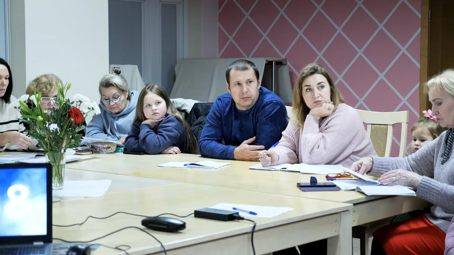 Ukraiņu civiliedzīvotāji mācās valodu un vēl vairāk iemīl Latviju