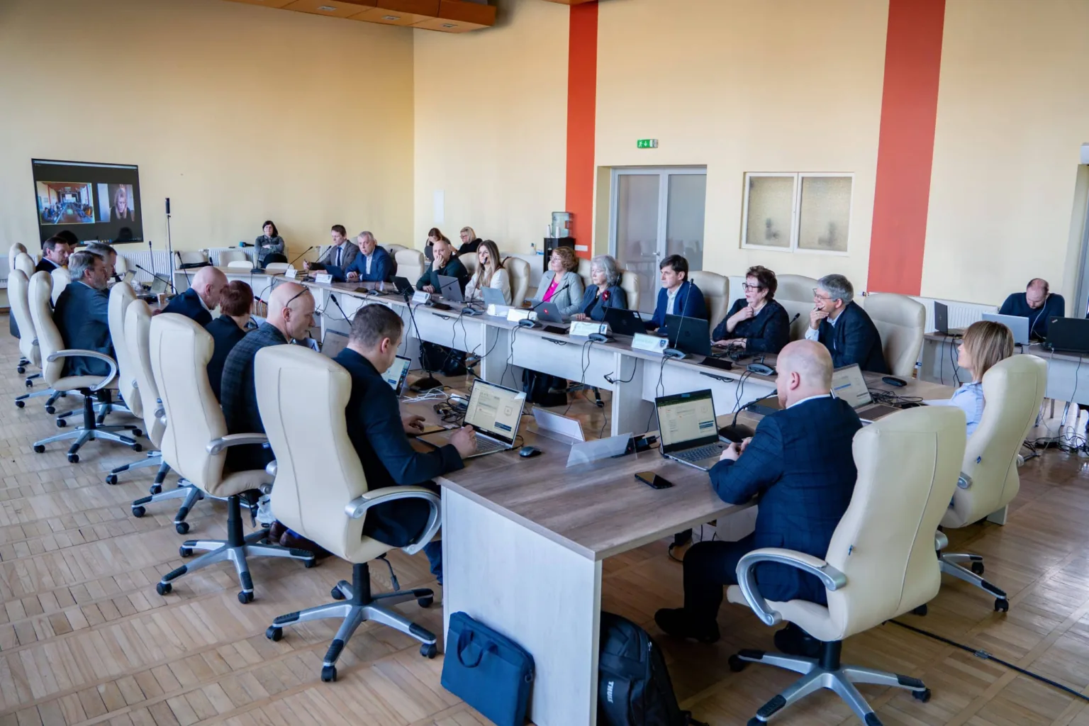 Talsu novada pašvaldības vadītājas atbilstības vērtēšanai sasaukto domes sēdi pārtrauc līdz nākamajai nedēļai