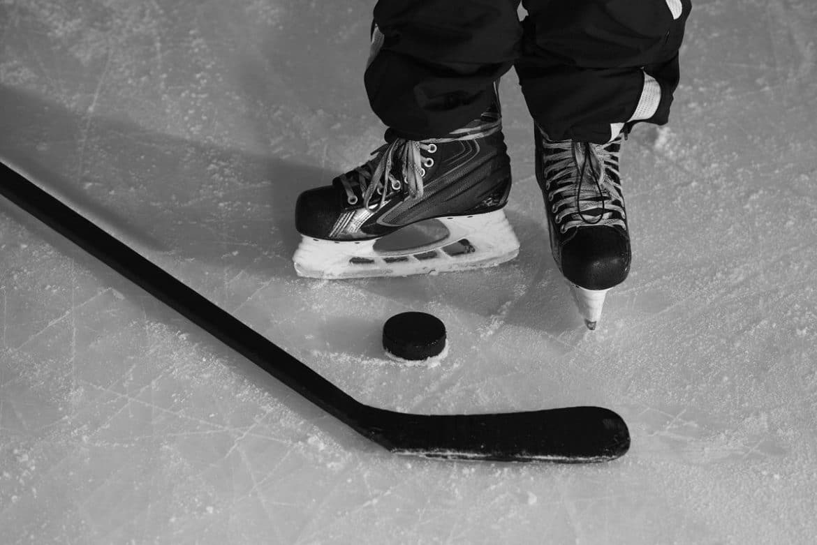 Lieldienu turnīrs hokejā ļauj atgriezties bērnības sajūtās