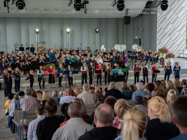 Rojā aizvadīti Latvijas pūtēju orķestru svētki