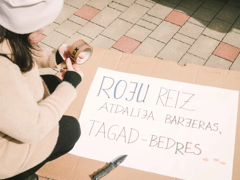 Rojnieks krāj detaļas, ko nācies mainīt sliktā Roja-Talsi ceļa dēļ