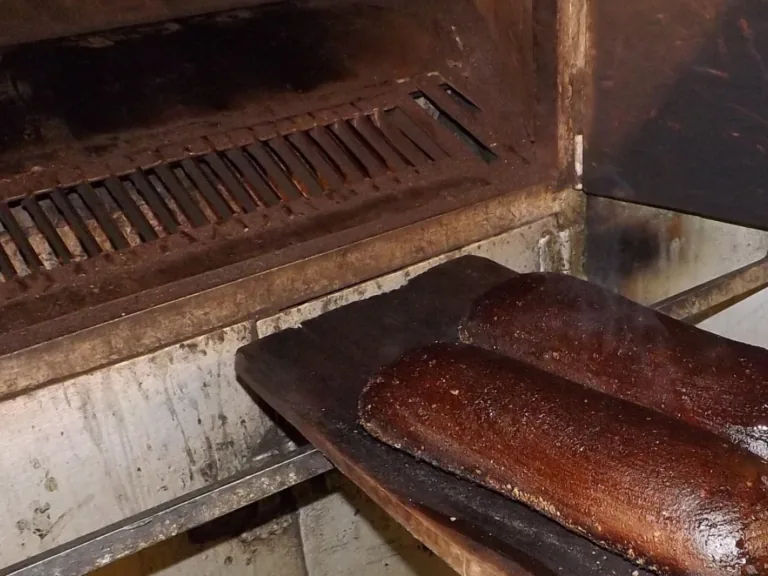 Pirmsskolas audzēkņiem un pamatskolniekiem galdā liks rudzu maizi