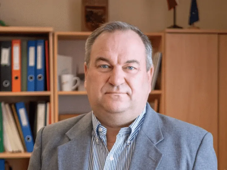 Sabiles un Stendes apvienības pārvaldes vadītāja amatā iecelts Zigmunds Brunavs