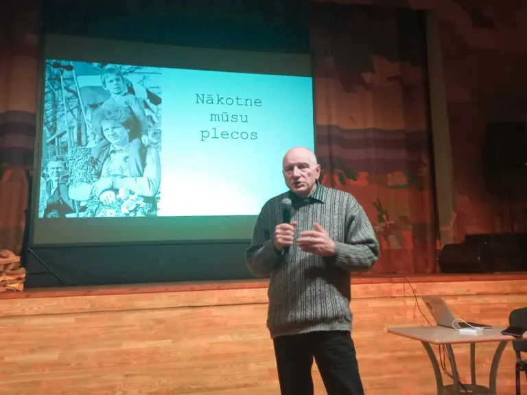 Dainis Īvāns: «Kad atceramies barikādes, tas parāda mūsu spēku, vienotību»