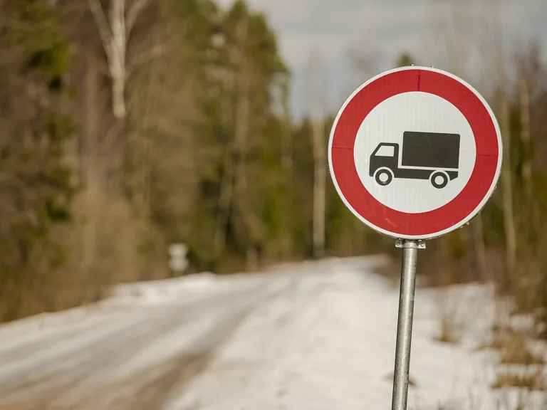 Atkusnī pasliktināsies grants autoceļu stāvoklis