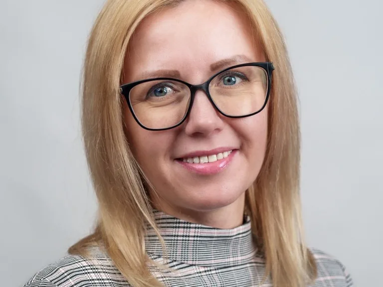 Atkalredzēšanās skolā
