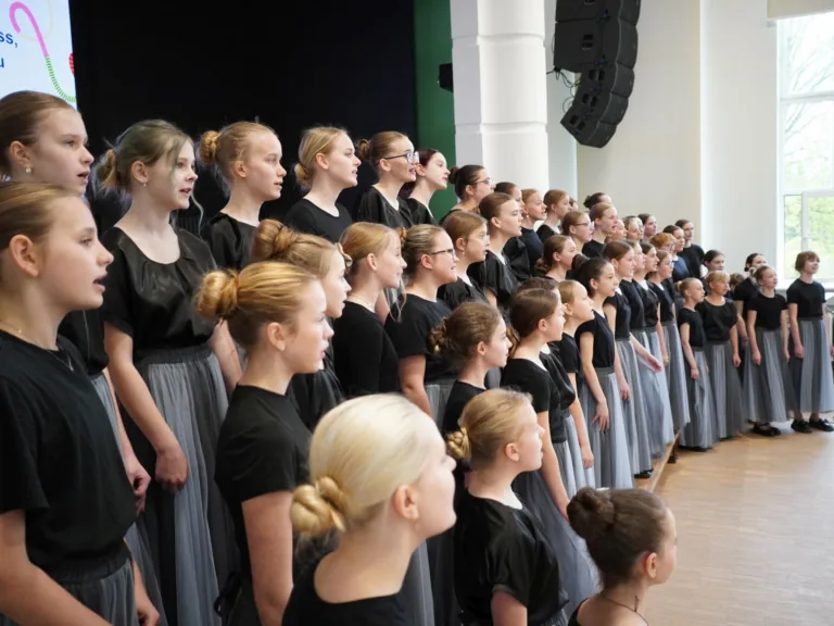 Astoņi Talsu novada kori veiksmīgi startējuši konkursā