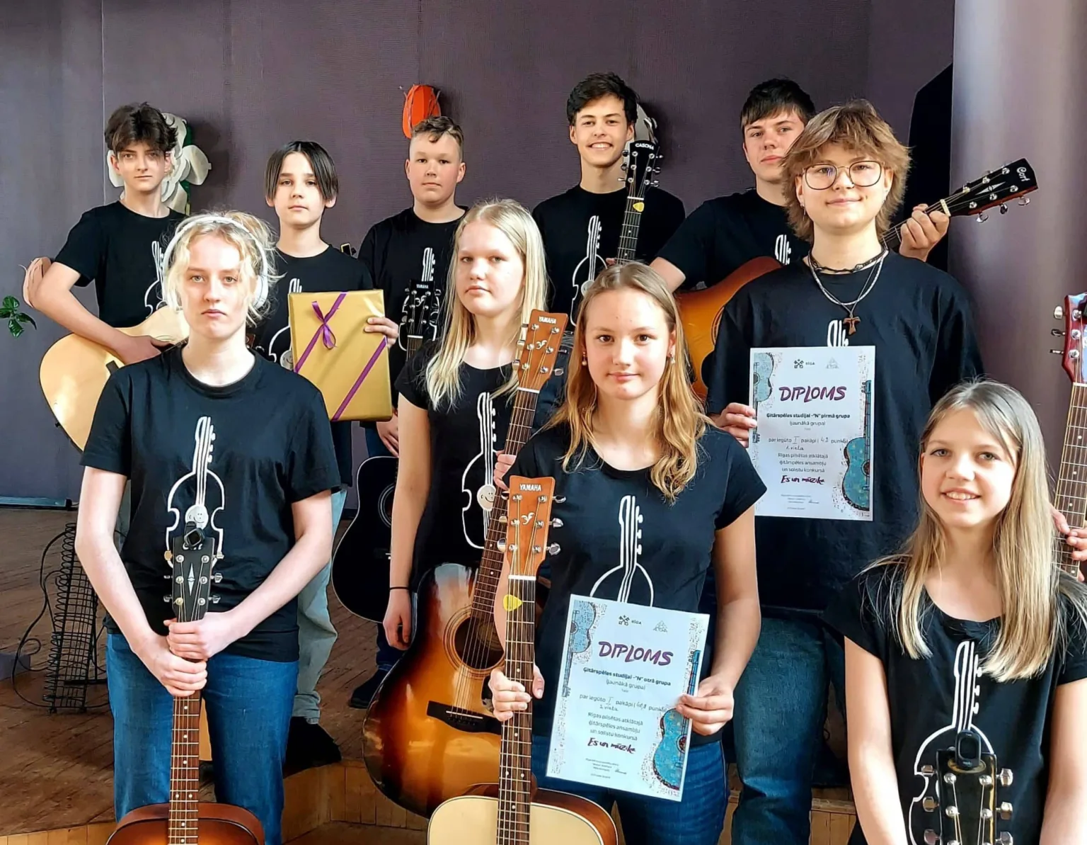 Talsu ģitārspēles studijai «N»
