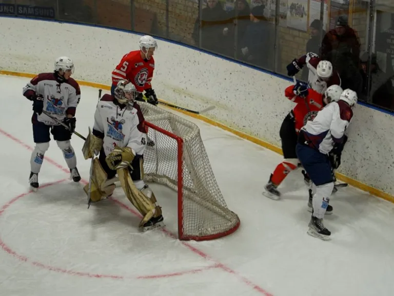 3×3 hokejs – saldais ēdiens skatītājiem