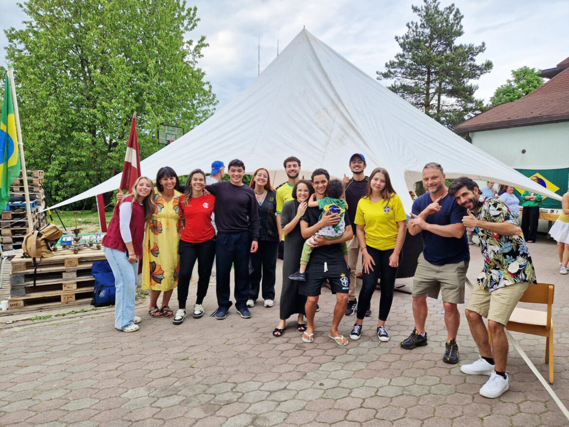 Vasaras sezona sākas ar brazīliešu dzīvesprieku