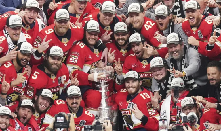 Balinskis un Floridas «Panthers» otro reizi pēc kārtas triumfē Stenlija kausa izcīņā
