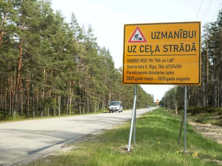 Ceļa posmā Upesgrīva—Roja ieklās eksperimentālo segumu