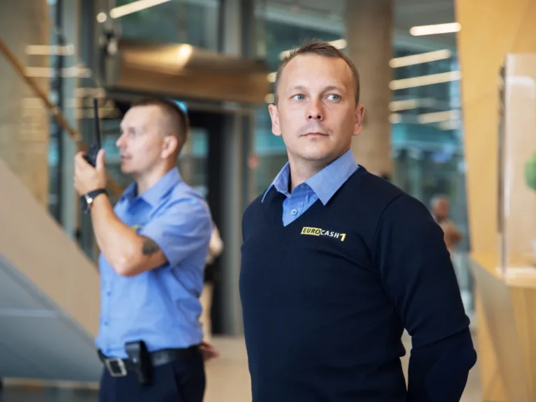 Kā ar dronu palīdzību uzraudzīt mežus un lauksaimniecību?
