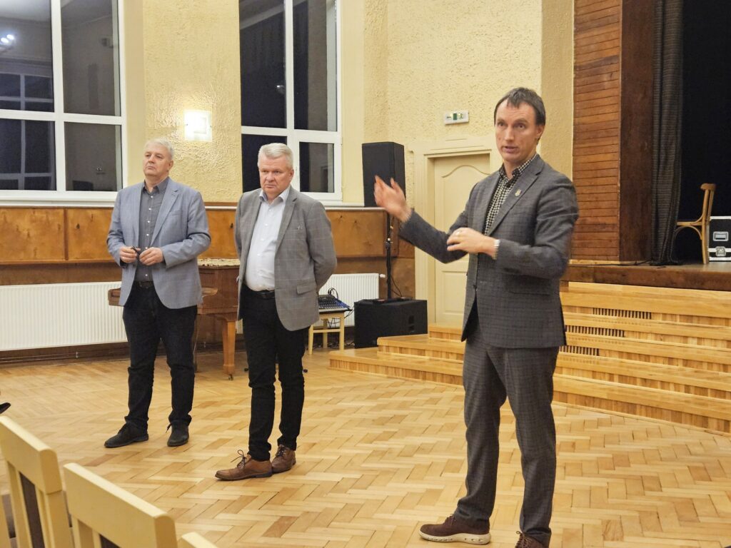 Mērsradznieki: «Esam jūsu iedzīvotāji — jums mūs jāaizstāv!»
