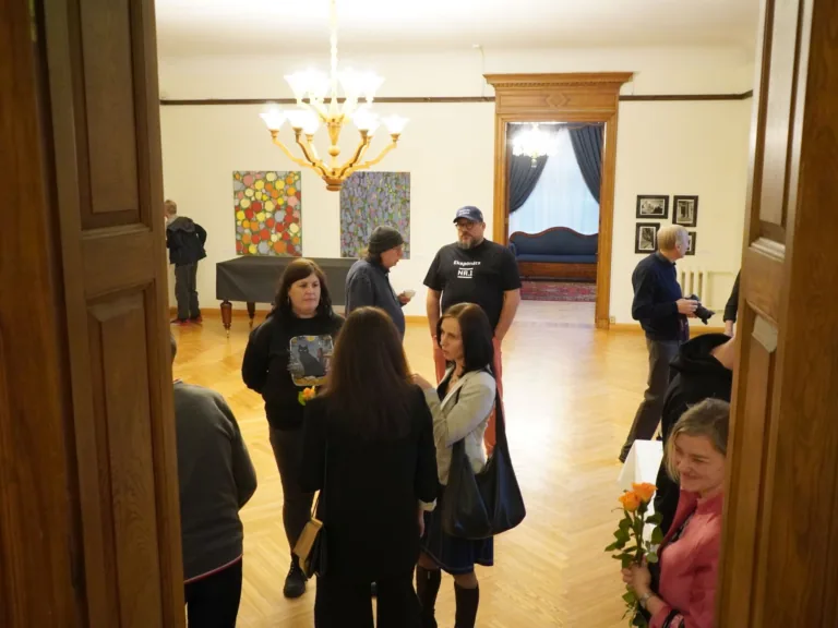 Atklāta novada mākslinieku kopizstāde