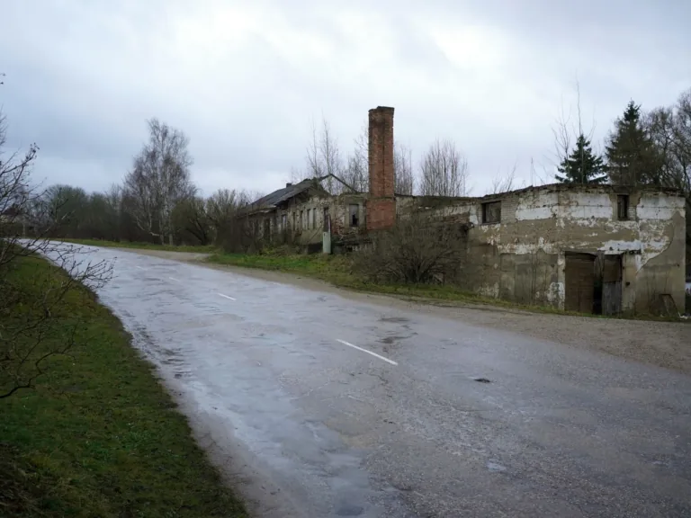 Talsu iedzīvotājiem aktuāli ceļi, stāvvietas, drošība un bažas par jaunajiem maksājumiem