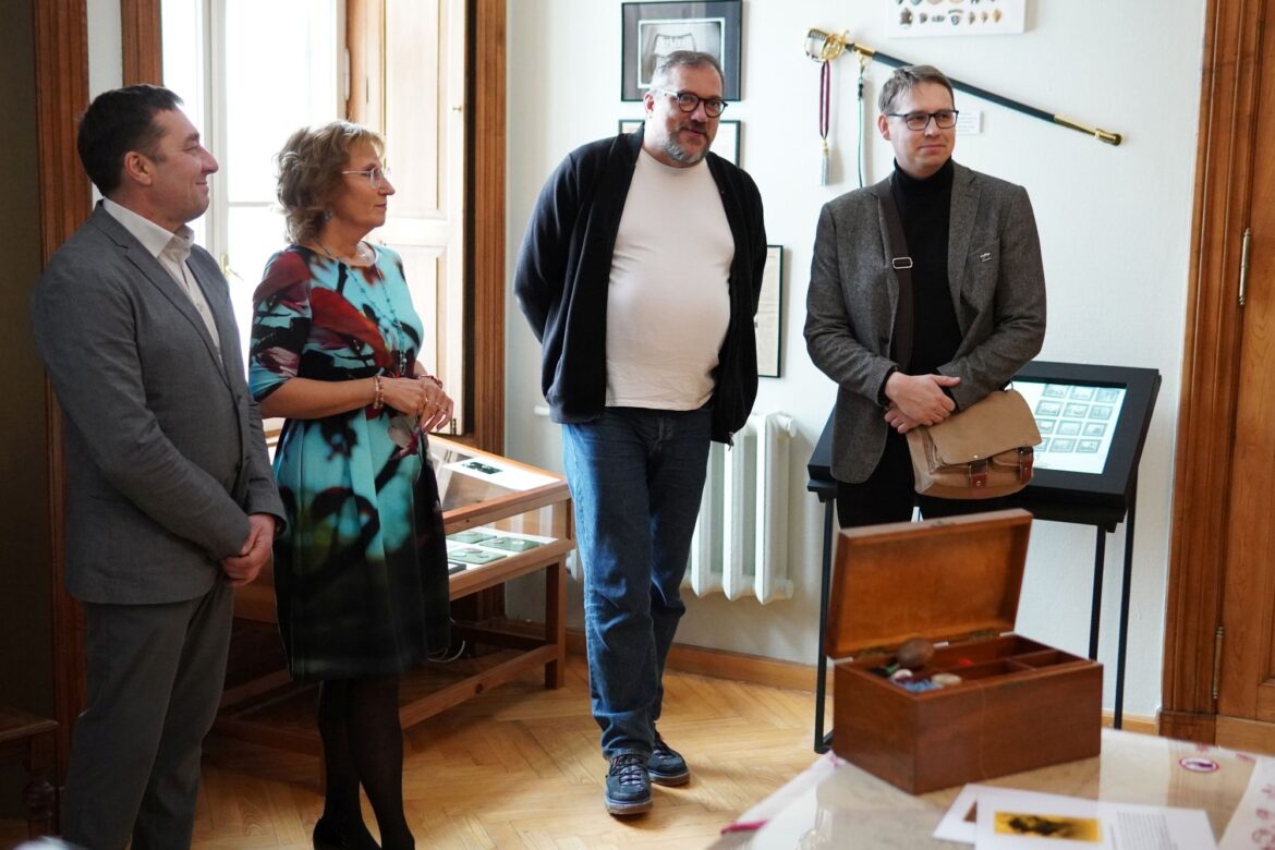 Draudzības ielas 6 nams pavisam īpašā izstādē