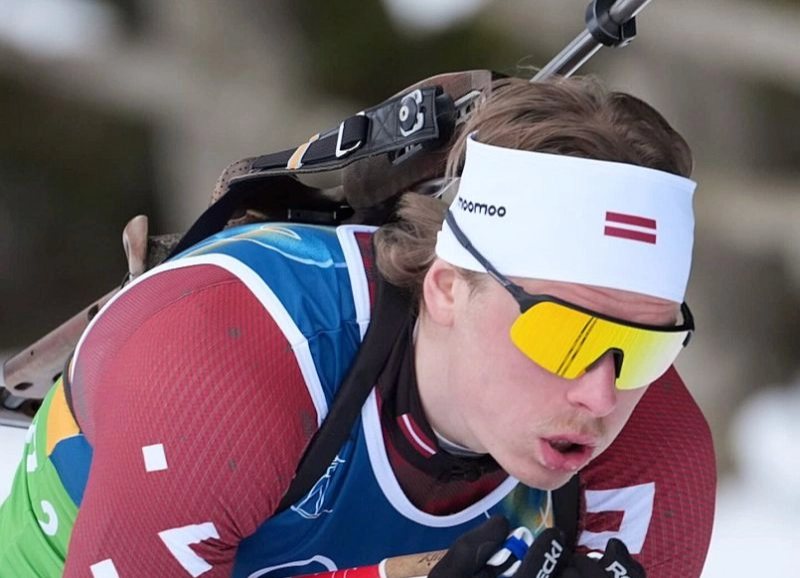 Biatlonists Renārs Birkentāls iegūst 31. vietu