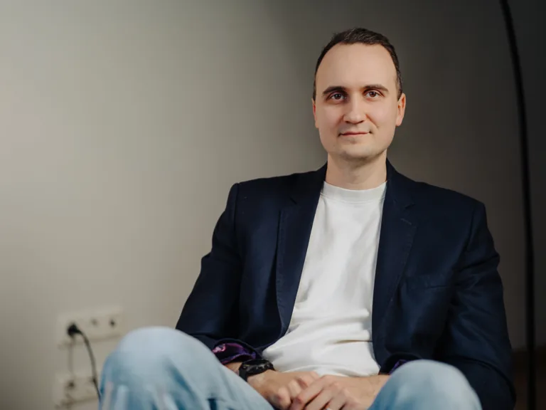 Psihoterapeits Artūrs Miksons: attiecības starp vecākiem un bērniem neveidojas vienā lielā notikumā