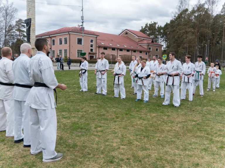 Sena japāņu tradīcija Hanami iedzīvināta arī Rojā