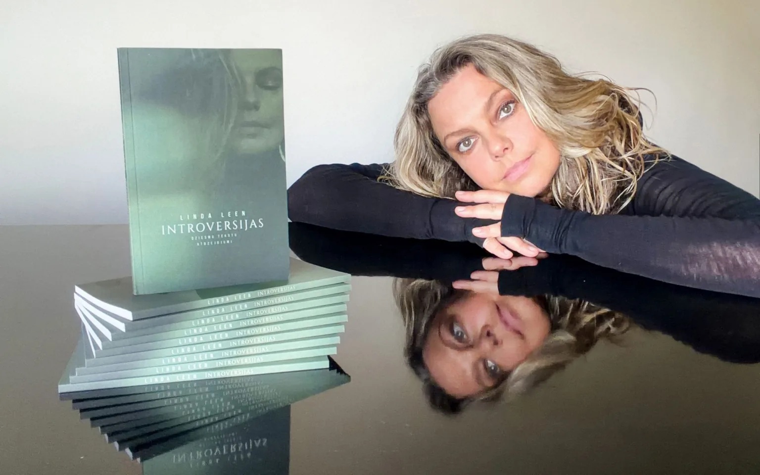 No nejaušības līdz grāmatai. Linda Leen. Introversijas