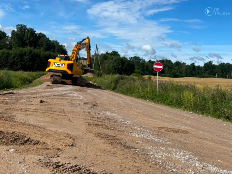 Valsts autoceļu bojājumu novēršana Talsu apkārtnē izmaksās pusmiljonu eiro