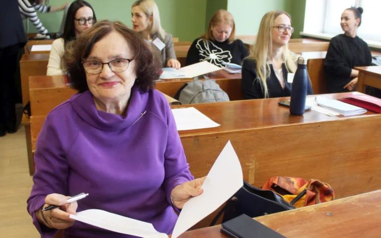 Valodniece Laimute Balode jau 50. vasaru aizvada Dundagā