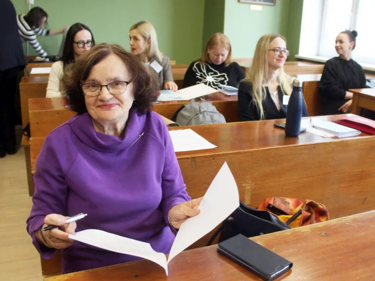 Valodniece Laimute Balode jau 50. vasaru aizvada Dundagā
