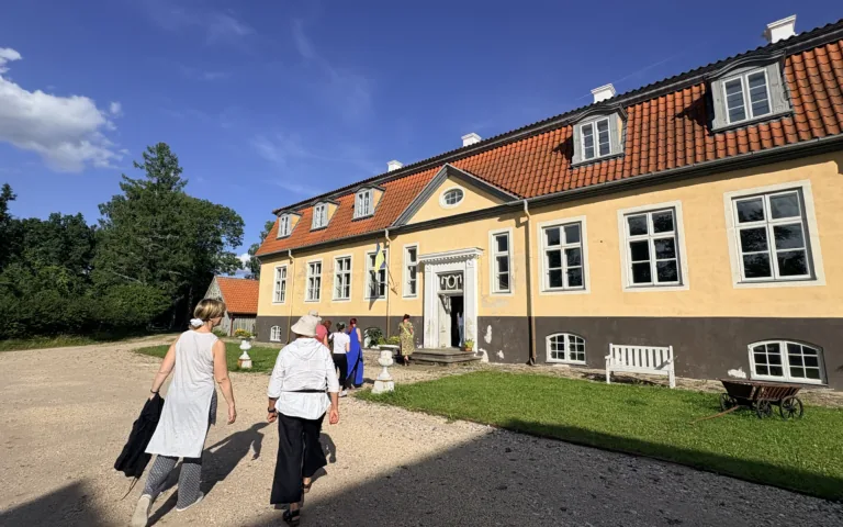 Latvijas piļu un muižu parki top pieejamāki visām iedzīvotāju grupām