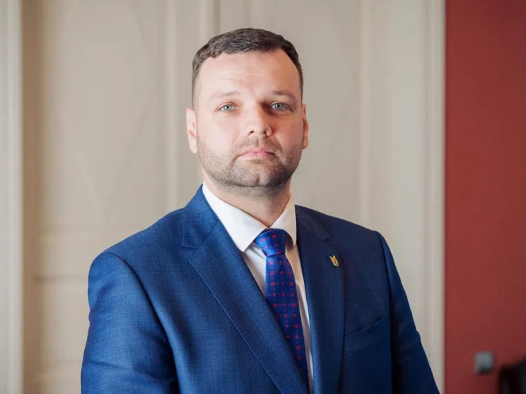 No amata atbrīvo labklājības ministru Reini Uzulnieku