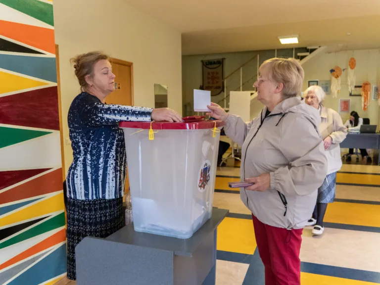 Ekonomistu apvienības prezidents: cilvēki noticēja, ka beidzot kāds sāks darīt